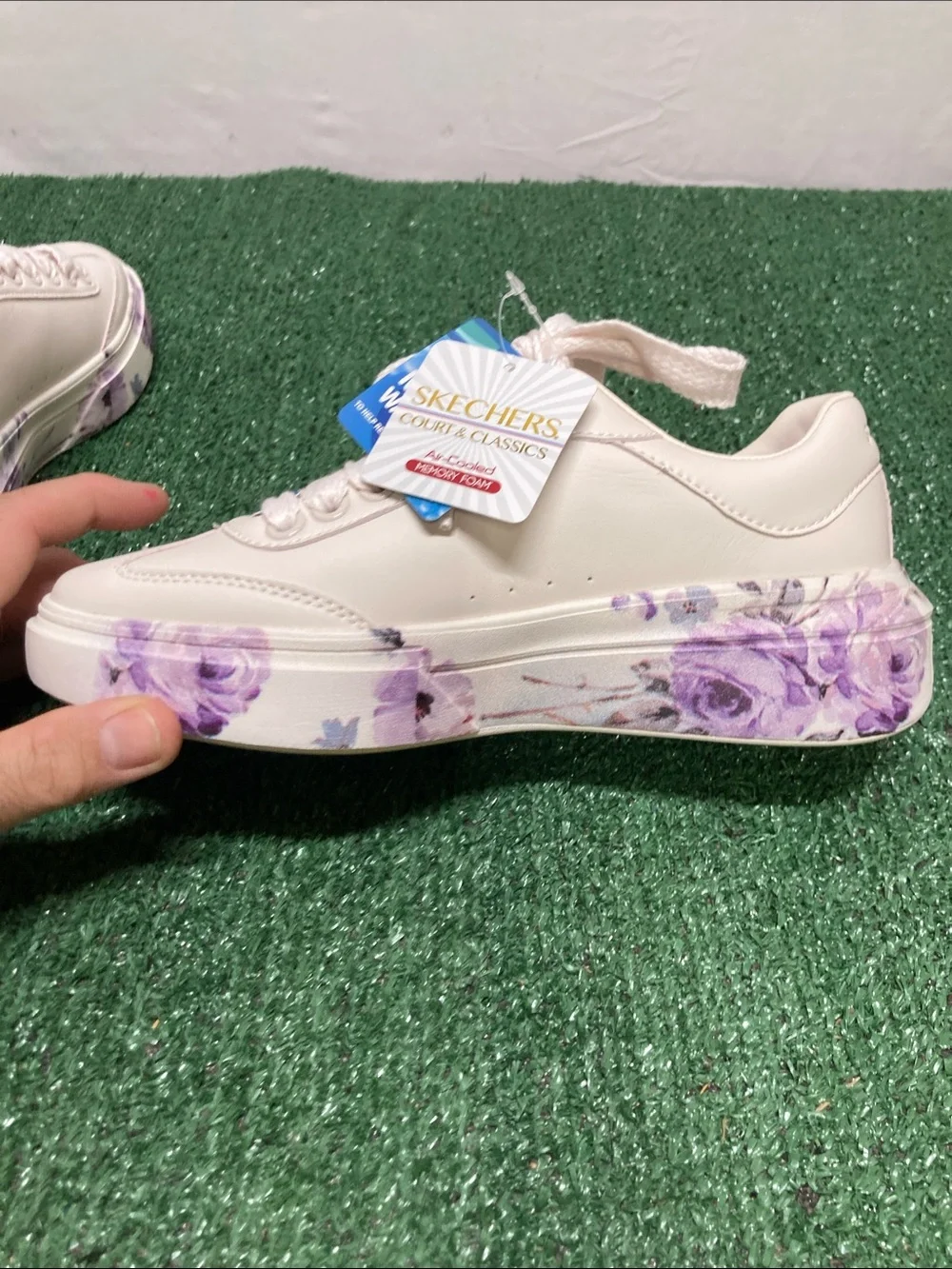 Skechers Women’s Cordova Sneakers with Purple Floral Accents 6.5 (OKPM-07-013)